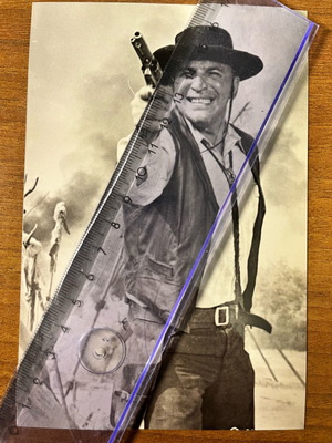 Photo of Telly Savalas like new from the movie The Treasure of Makena
