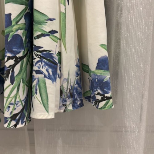 Zini Mid-Length Flared Dress used, white and blue, size M