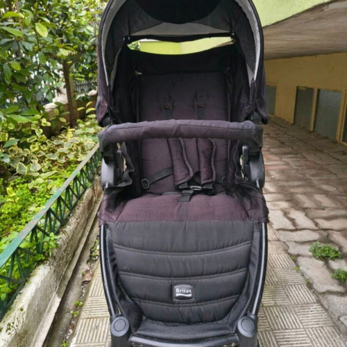 Britax B-Agile stroller used with rain cover