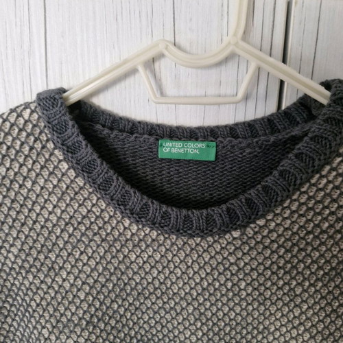 Benetton sweater for boy, gray, size 13/14, like new