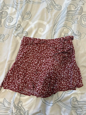 Red summer skirt like new, Zara, fits size S