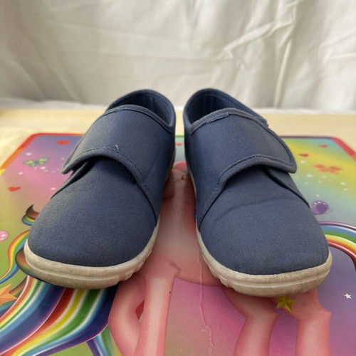Boys boots size 31 like new, gray and blue casual
