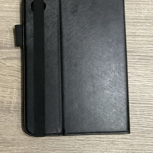 Tablet case with keyboard like new, Bluetooth, fits 9"-11" tablets