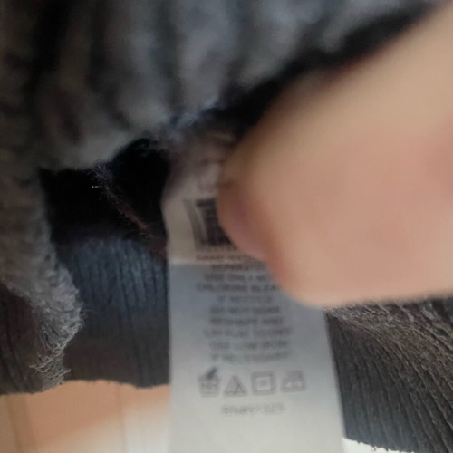 Vince Camuto Checked Sweater size L like new, gray/burgundy