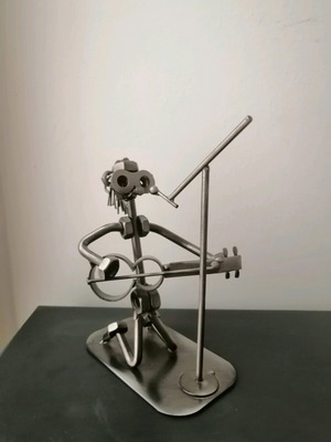 Metal decorative guitarist handmade in like new condition