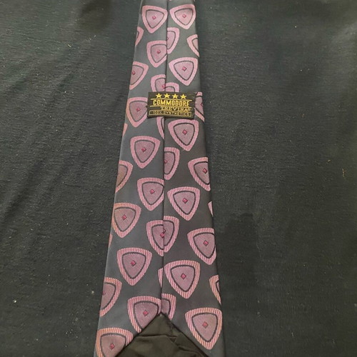 Vintage Commodore Trevira 70's tie like new with geometric pattern
