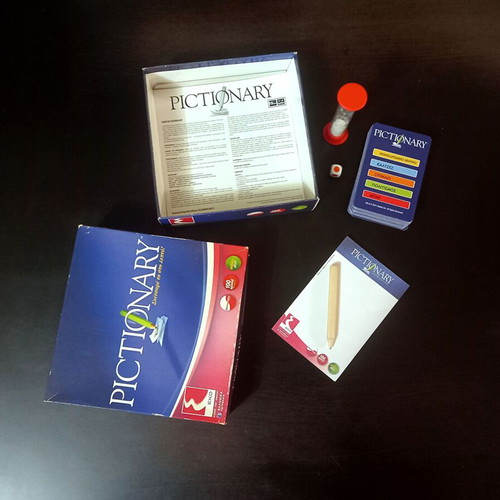 Pictionary board game used, collectible EKO edition, complete