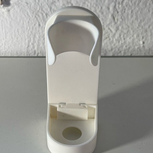 Electric toothbrush holder like new, plastic, set of 3 pieces