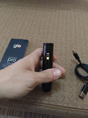 Glo Hyper Pro tobacco heating device like new