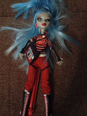 Monster High Ghoulia σαν καινούργιο, χωρίς κουτί