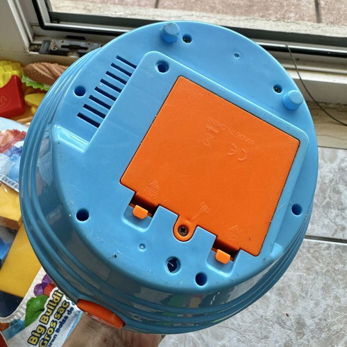 Octopus bubble machine like new, battery operated