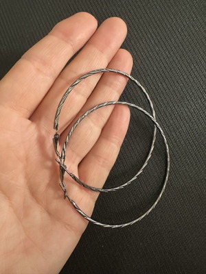 Hoop earrings large, like new