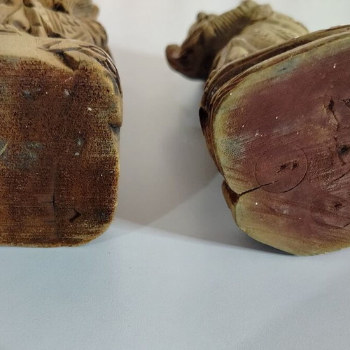 Wooden Chinese style figurines used, set of 2 pieces