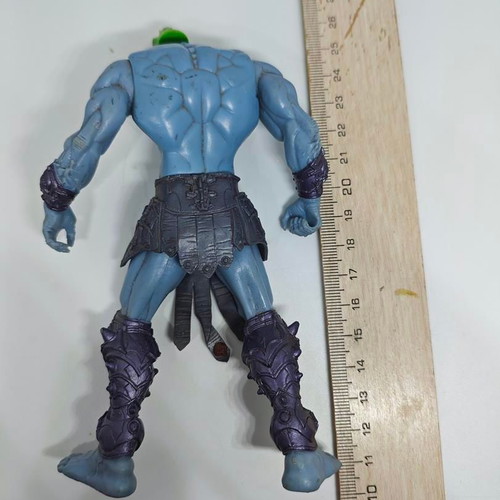 Skeletor collectible figure (MOTU) 200X Battle Sound 2002 like new