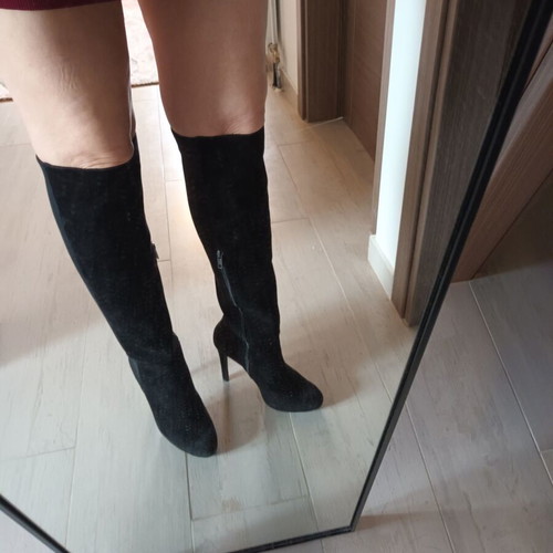 Ash suede boots like new, size 39, black
