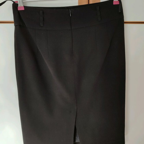 Paranoia women's black pencil skirt like new, size S