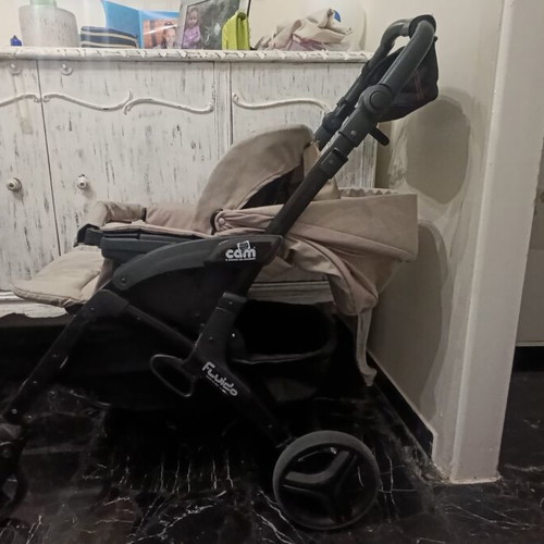 Cam 3-in-1 stroller like new with adjustable seat and car seat
