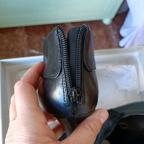 Jessica Simpson high-heeled ankle boots like new, black, size 39