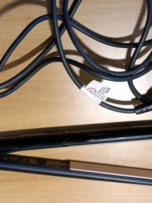 BaByliss 2540U Titanium Pearlescent Hair Straightener like new