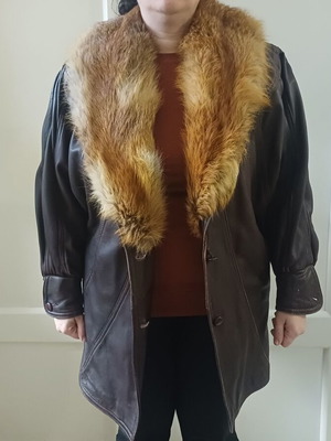 Leather jacket with real fur collar used, brown