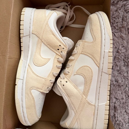Nike Dunk Low new beige athletic shoes size 40.5