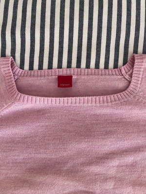 Wool knitted sweater used, pink color, size S