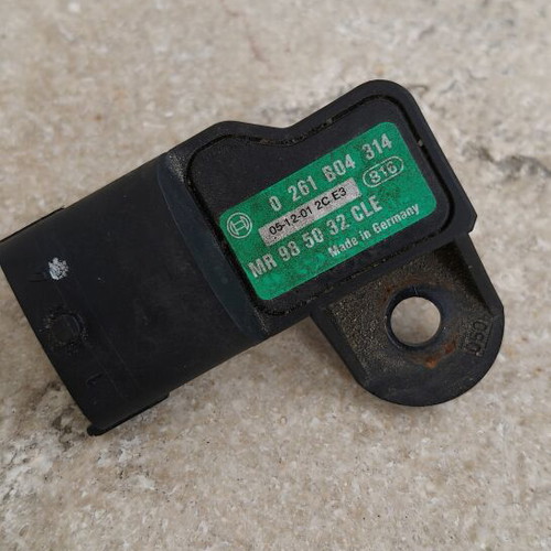 Bosch MAP Sensor used, pressure and temperature intake