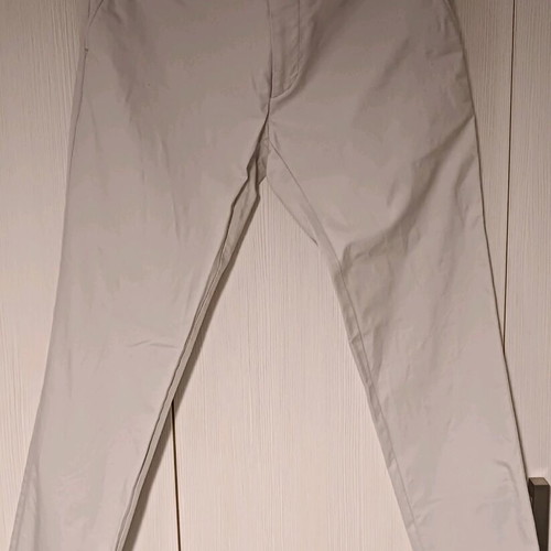 Monte Napoleone white pants like new, size 35