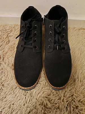 Men's Suede Boots Size 41 Like New Dark Blue