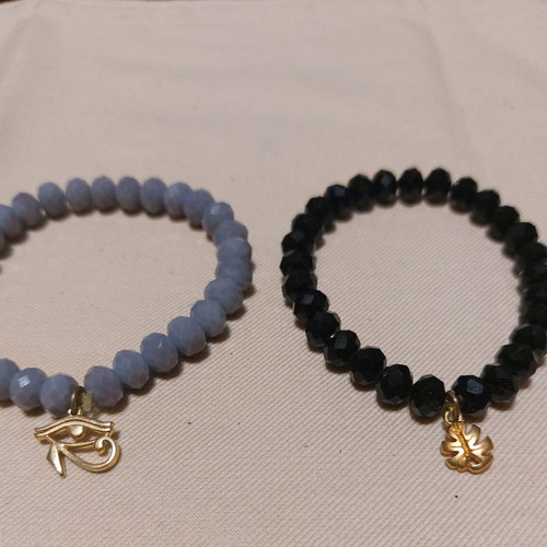 Glass bead bracelets like new, set of 3 pieces