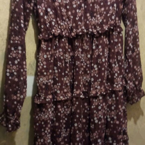 Long-sleeve long dress with flowers like new