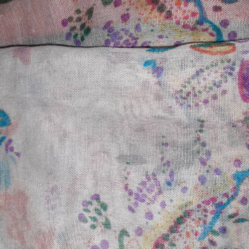 Floral scarf used
