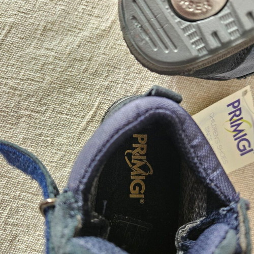 Primigi Gore-Tex toddler shoes, size 20