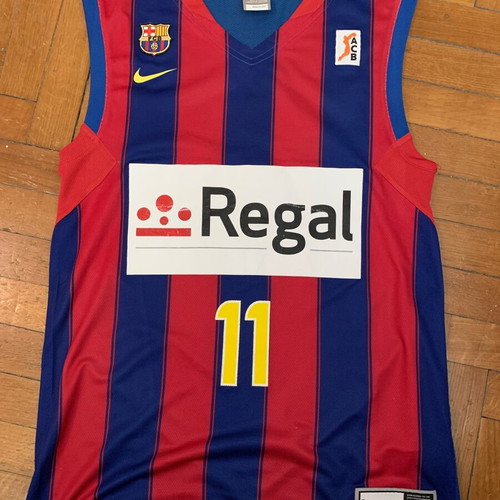 Barcelona Nike 2011-12 Navarro Small men's jersey used authentic