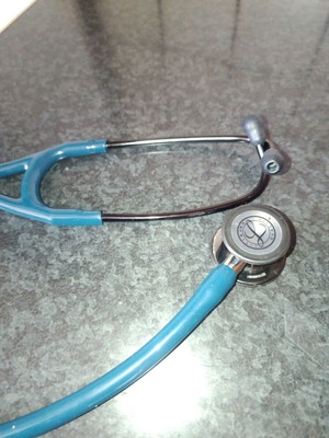 Слушалка Littmann Cardiology IV като нова, Navy Blue с Black Finish