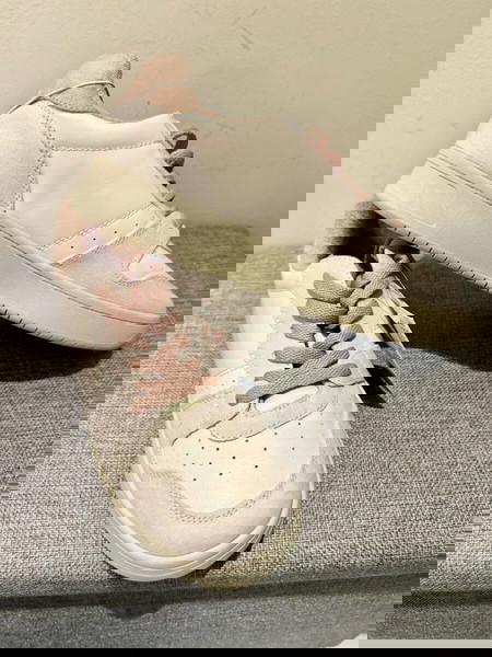 Αφόρετα λευκά sneakers νο39