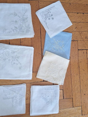 Silk handkerchiefs used, pack of 11 with embroidery