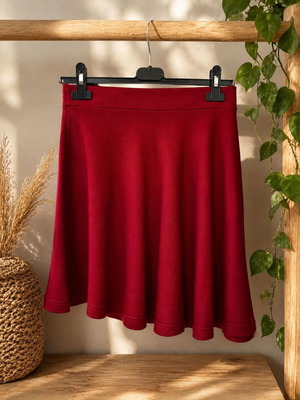 Bordeaux A-line skirt with elastic waist, new, size S/M