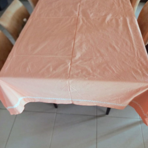 Set of 2 orange tablecloths like new, large size 215x187 cm