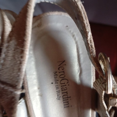 Nero Giardini summer sandals size 37 like new, beige leather
