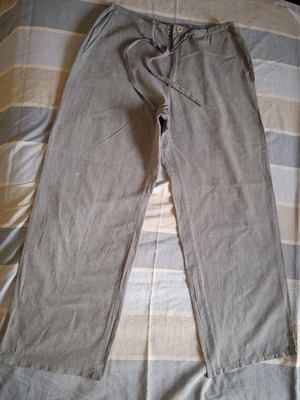 Vintage Gray Cotton Pants Egg with Elastic Waist and Drawstring like new