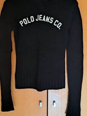 Ralph Lauren wool sweater like new, black