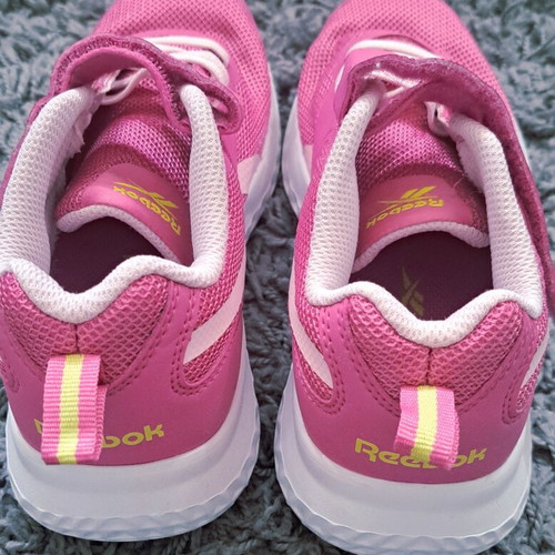 Reebok sport shoes size 34 used, pink