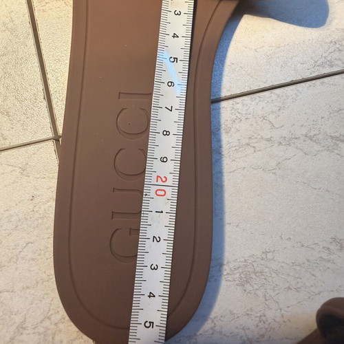 Gucci Interlocking G women's brown flat sandals, size 39