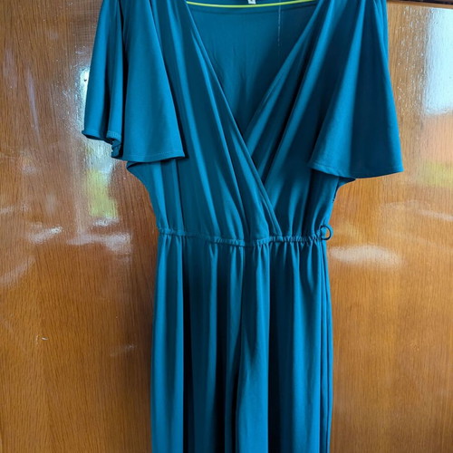 Jumpsuit petrol color size S like new with sleeve openings
