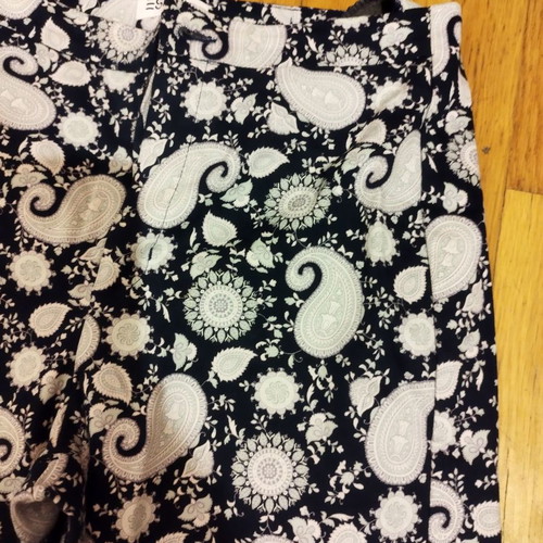 Esprit capri pants used size 40
