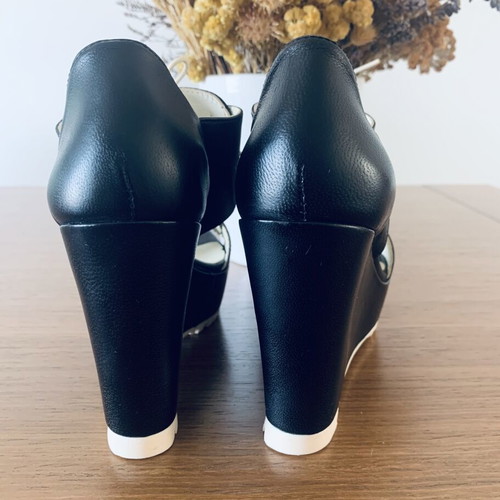 Ioanna Kourbela leather platform sandals new, black and white