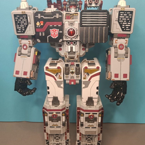 Transformers Metroplex Siyang Culture Y-C001 Vladivostok figure, custom-painted