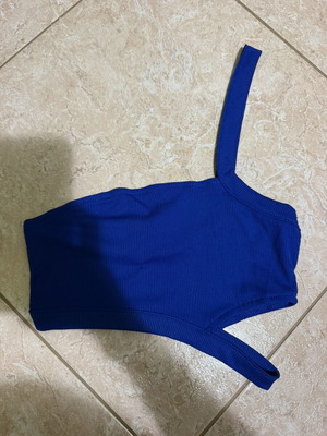 Shein blue royal crop top with one shoulder and cut-out, XS
