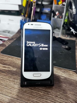 Samsung s3 mini used with charger cable